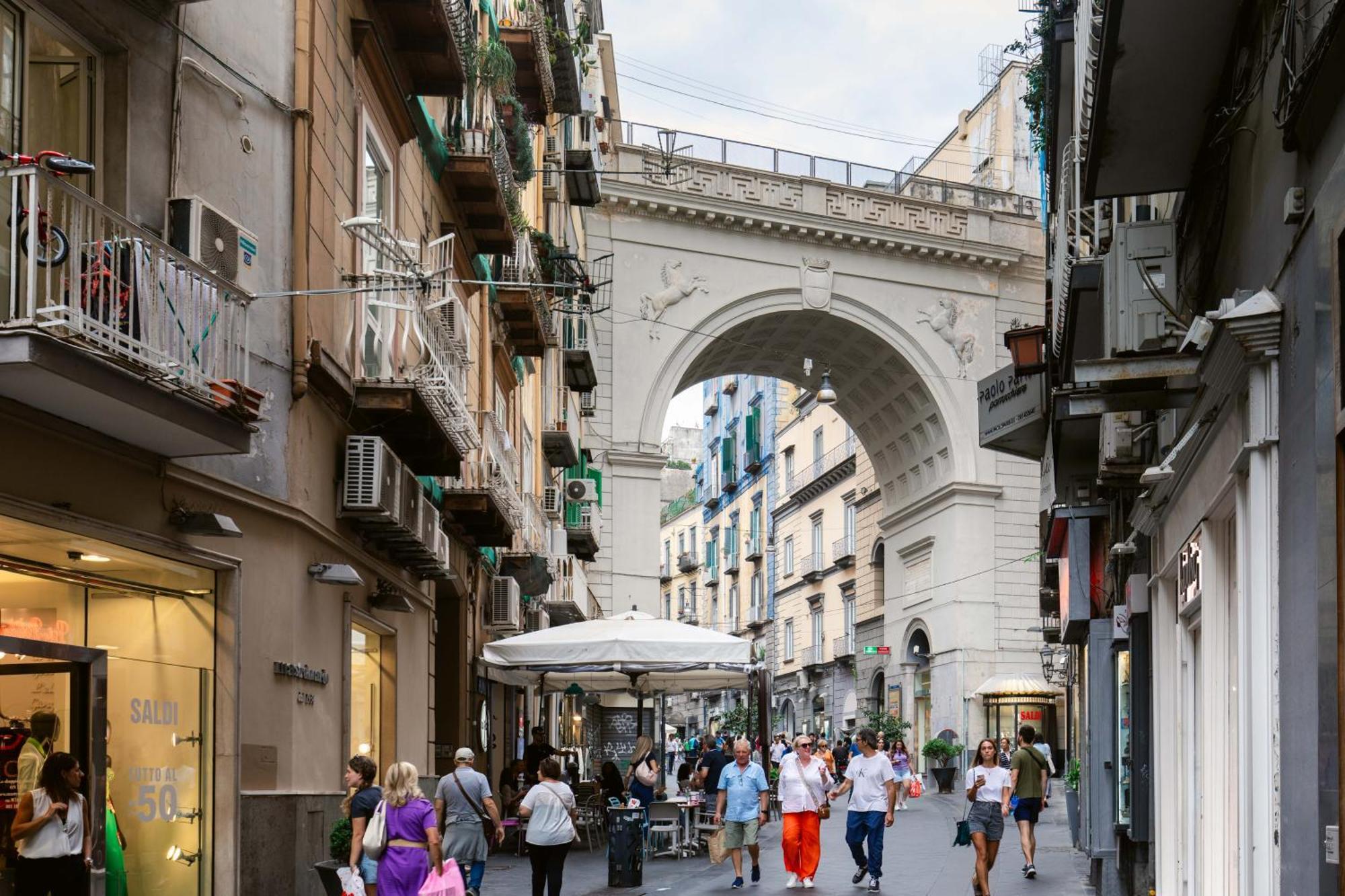 Calaba Chiaia Apartment Naples Luaran gambar